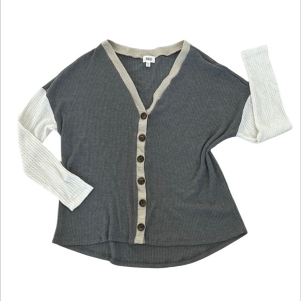 BKE size XS thermal button front shirt